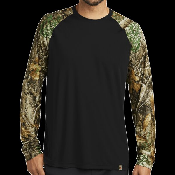 Realtree ® Colorblock Performance Long Sleeve Tee Thumbnail