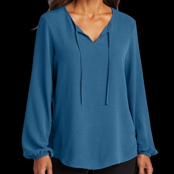 Women's Textured Crepe Blouse Thumbnail